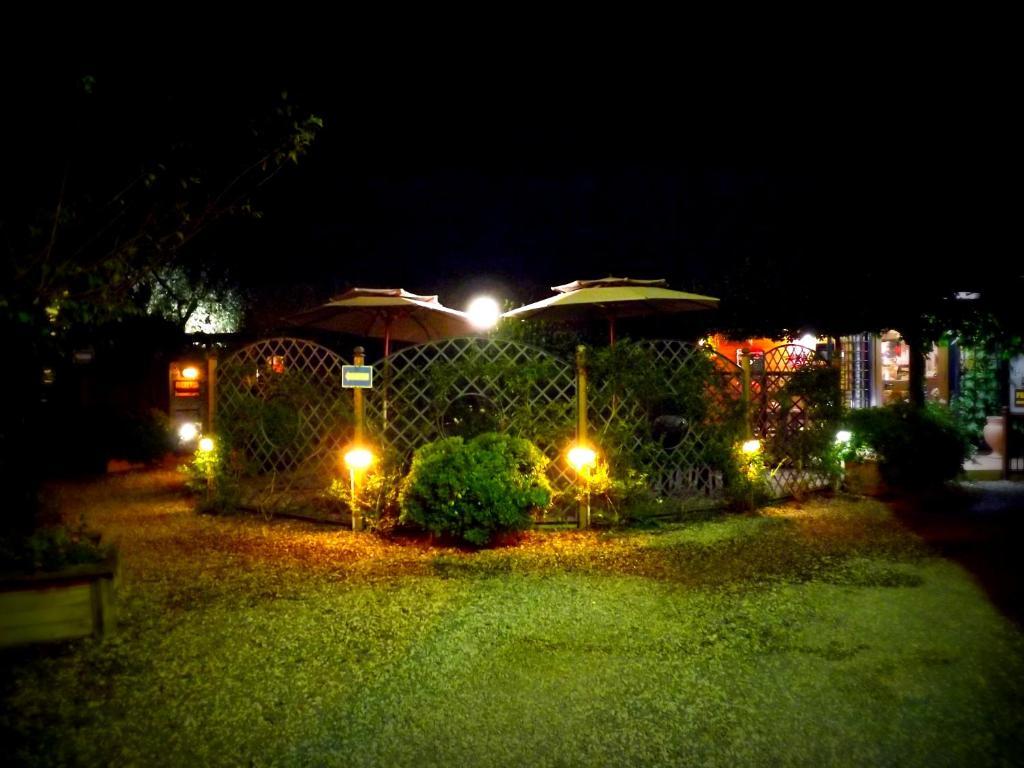 Country Apartments Castel di Decima Exterior foto